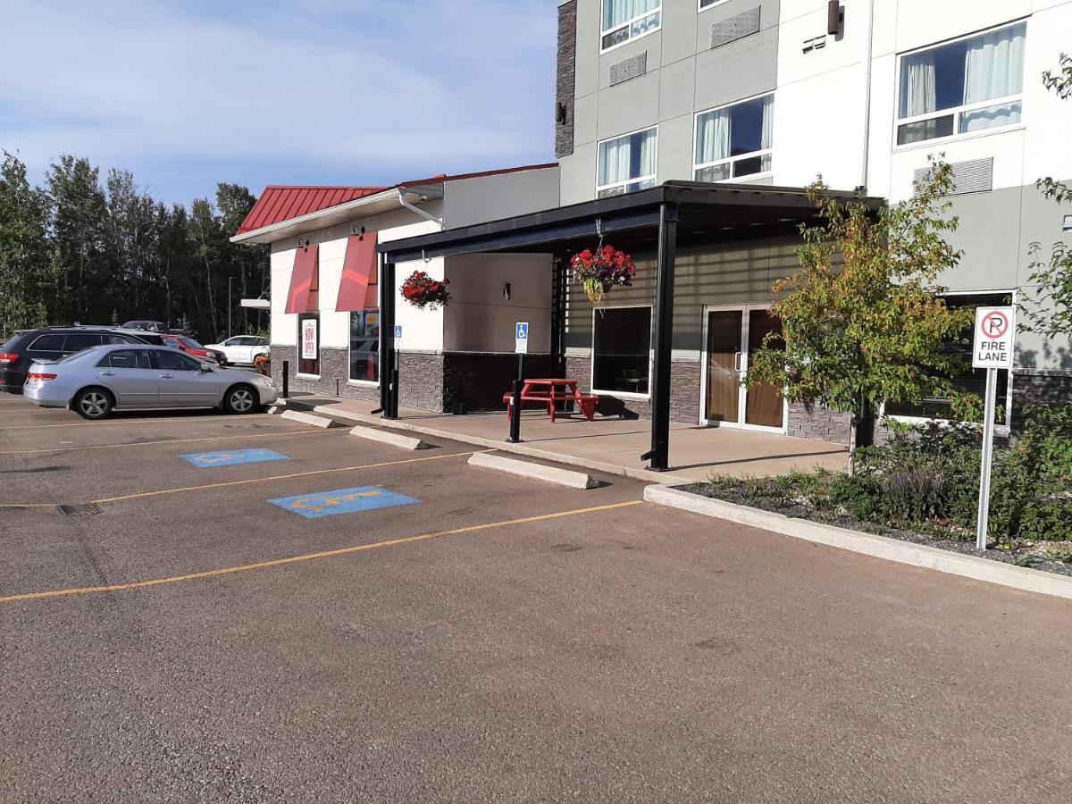 Best Western Plus Chateau Fort St. John Εξωτερικό φωτογραφία