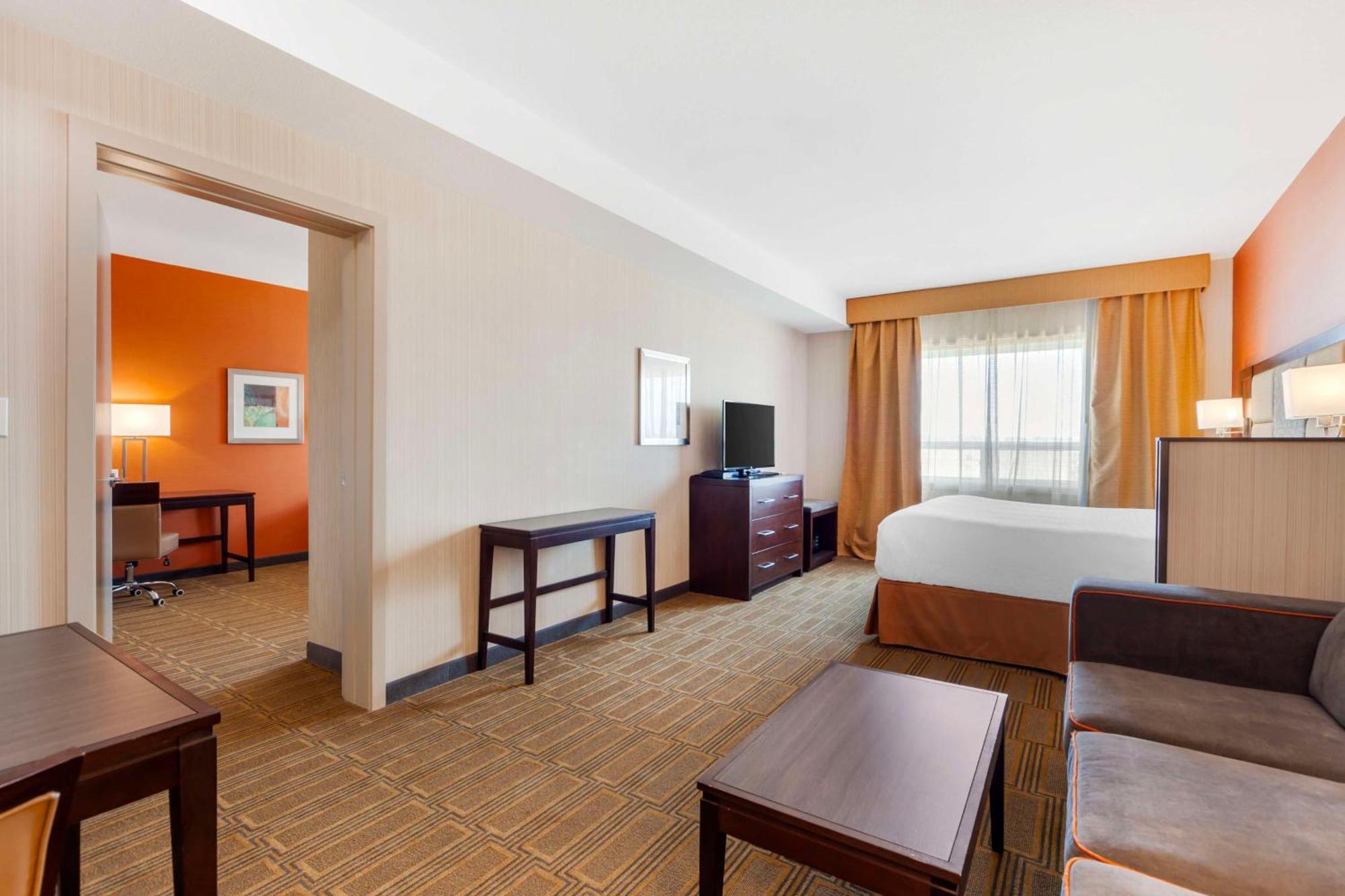 Best Western Plus Chateau Fort St. John Εξωτερικό φωτογραφία