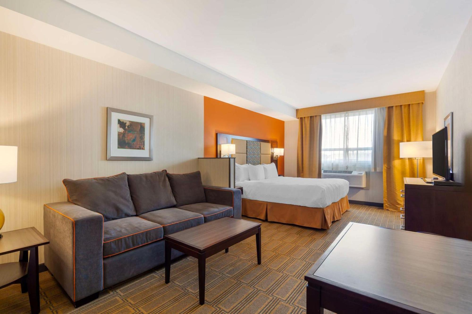 Best Western Plus Chateau Fort St. John Εξωτερικό φωτογραφία