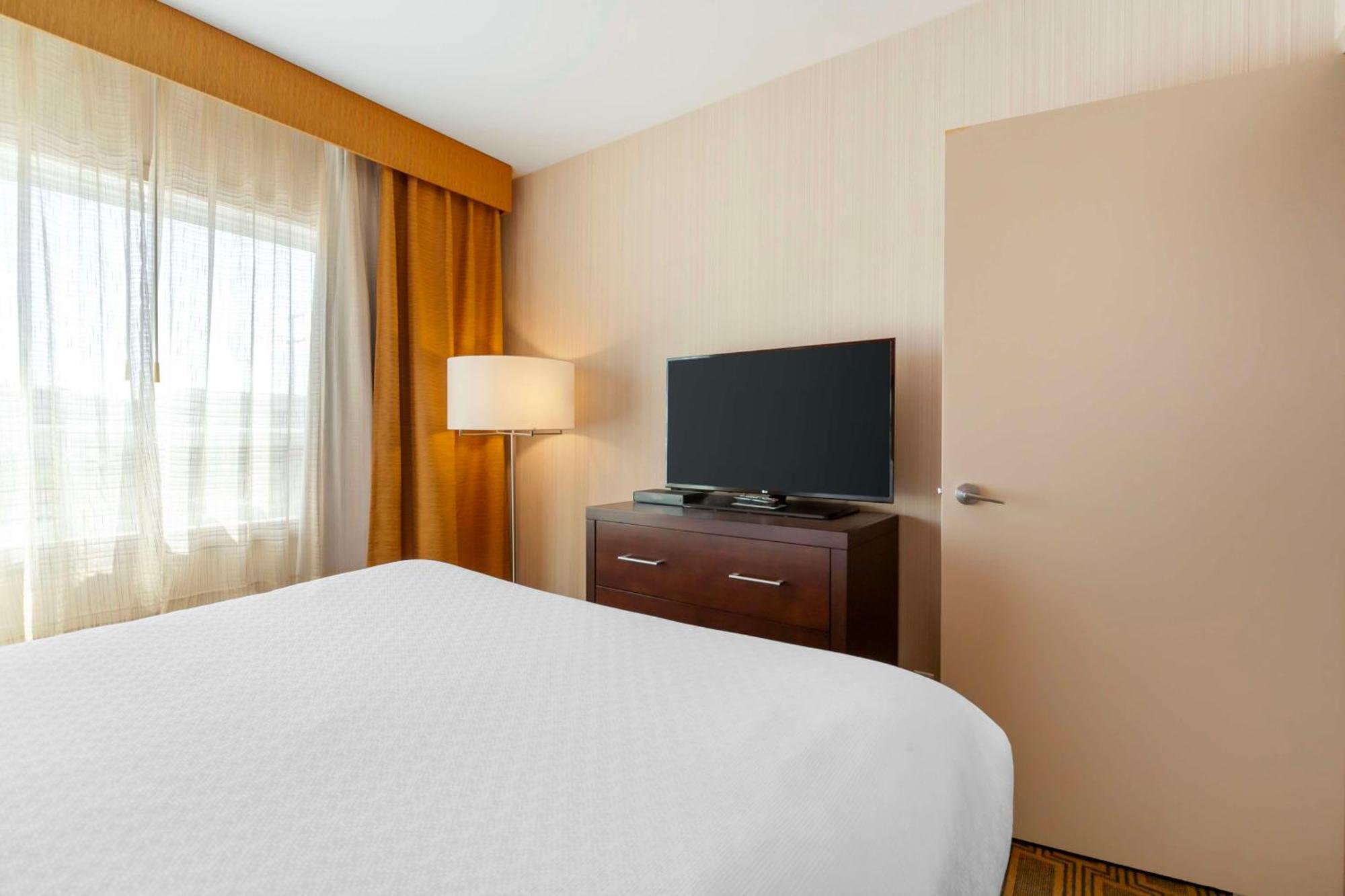 Best Western Plus Chateau Fort St. John Εξωτερικό φωτογραφία